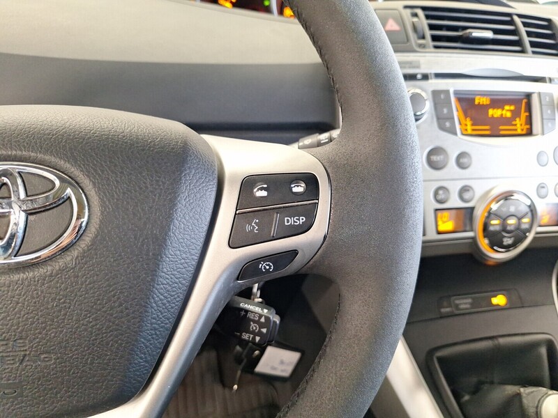 Toyota Verso vaihtoauto