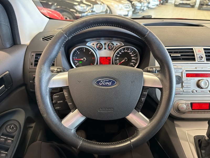 Ford Kuga vaihtoauto