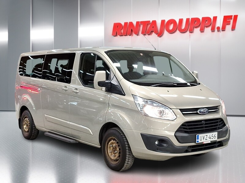 Ford Tourneo Custom vaihtoauto