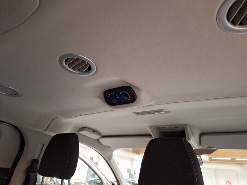 Ford Tourneo Custom vaihtoauto