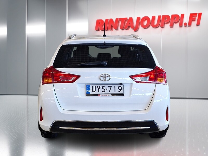 Toyota Auris vaihtoauto