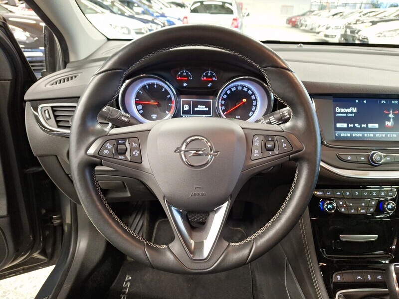 Opel Astra vaihtoauto