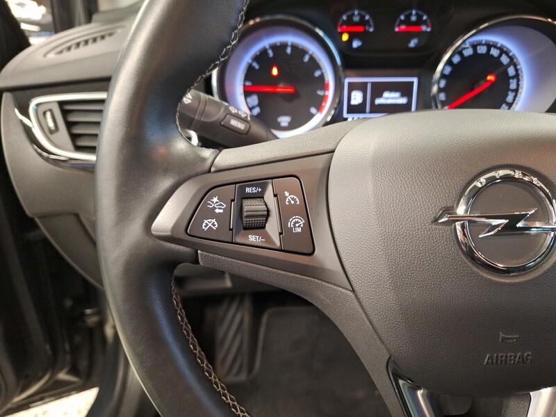 Opel Astra vaihtoauto