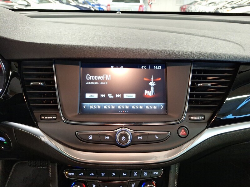 Opel Astra vaihtoauto