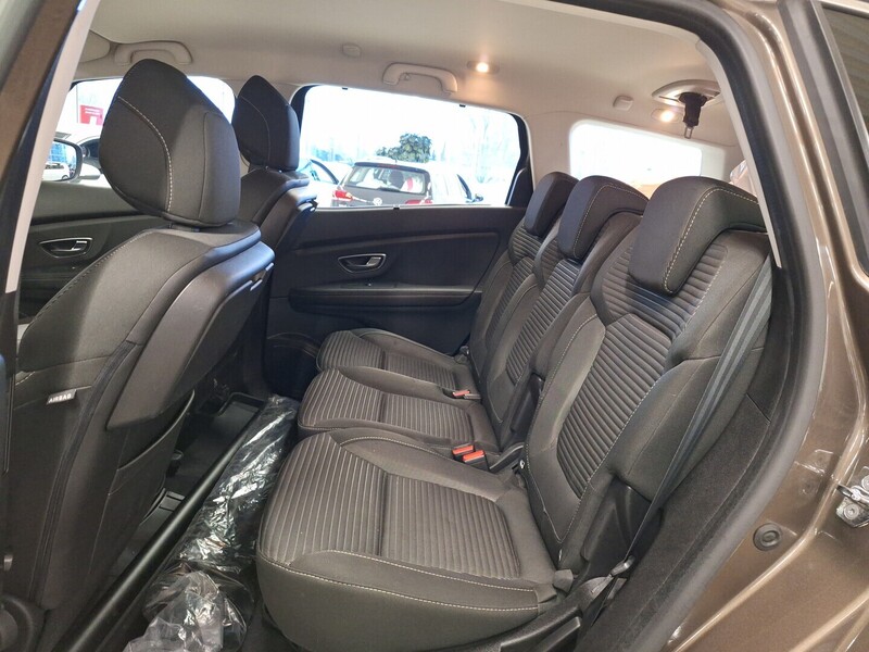 Renault Grand Scénic vaihtoauto