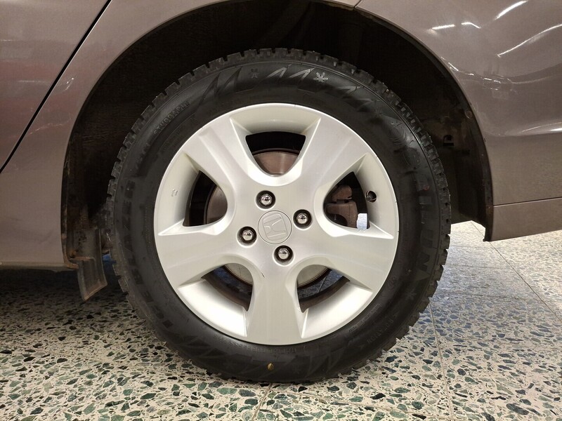 Honda Insight vaihtoauto