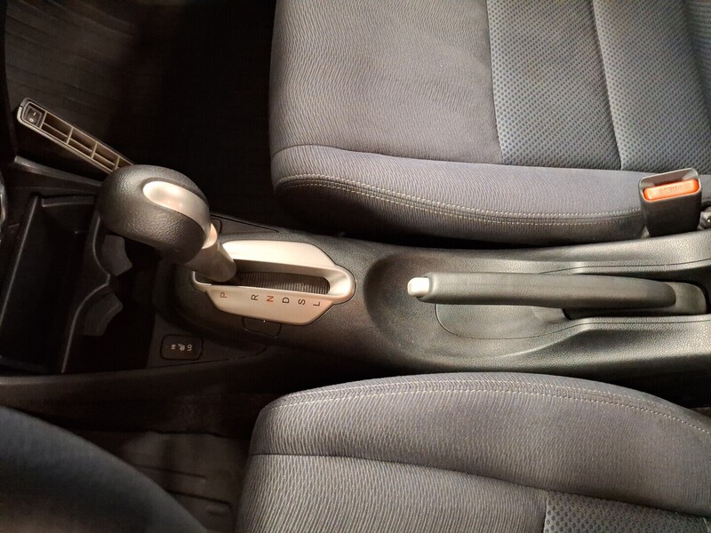 Honda Insight vaihtoauto