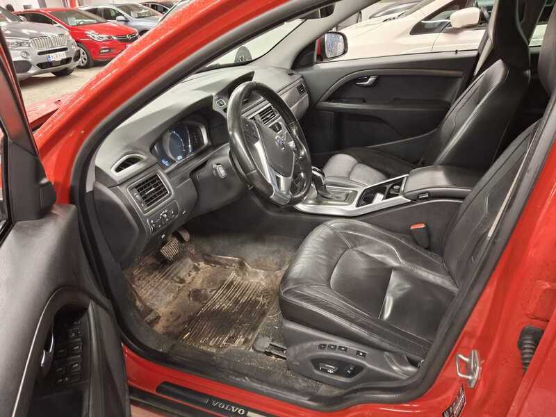 Volvo V70 vaihtoauto