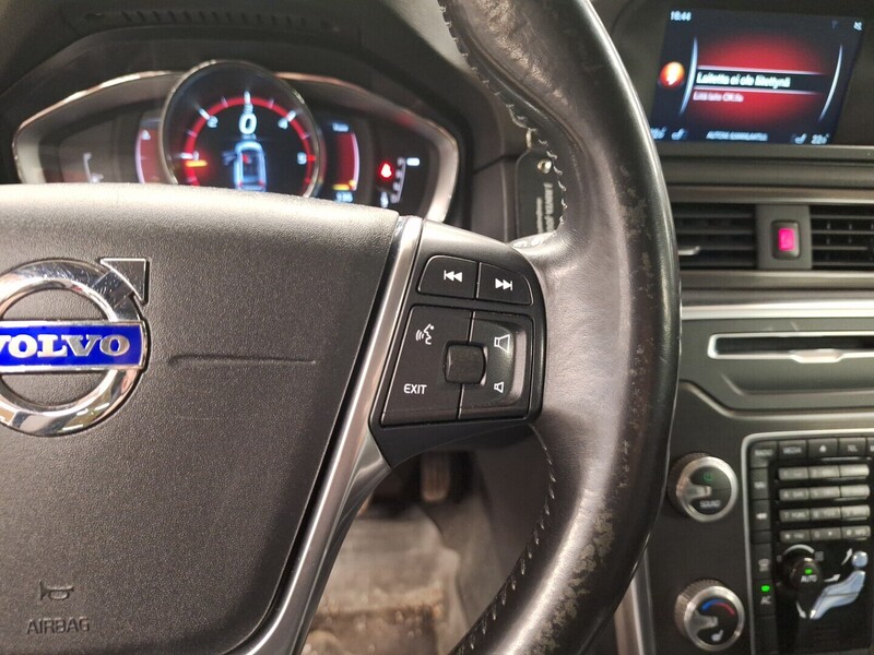 Volvo V70 vaihtoauto