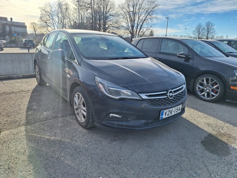 Opel Astra vaihtoauto