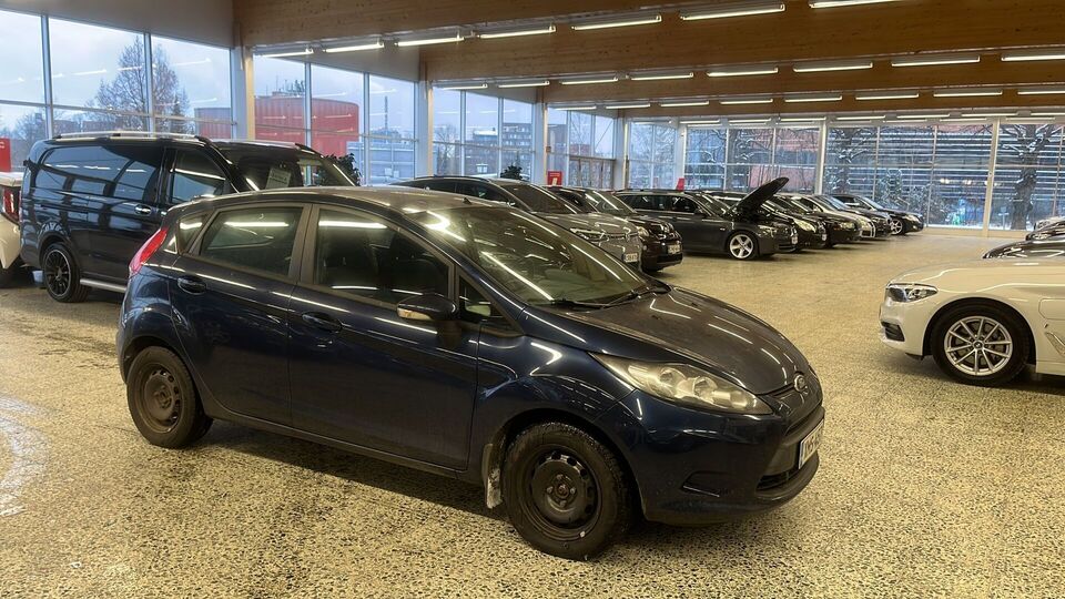 Ford Fiesta vaihtoauto