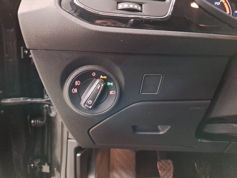 SEAT Leon vaihtoauto