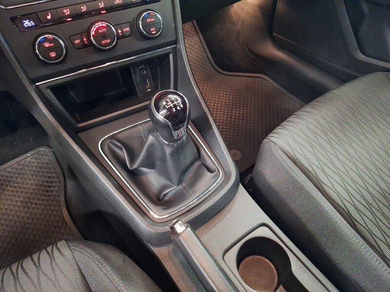 SEAT Leon vaihtoauto