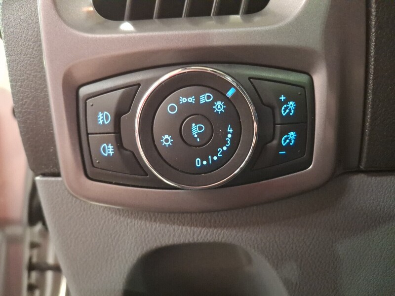 Ford Transit Custom vaihtoauto