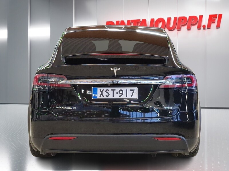 Tesla Model X vaihtoauto