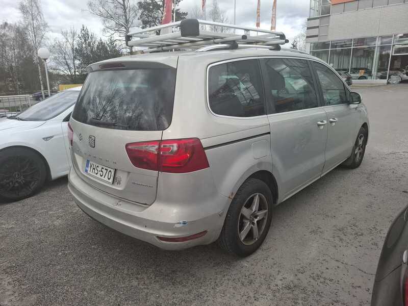SEAT Alhambra vaihtoauto