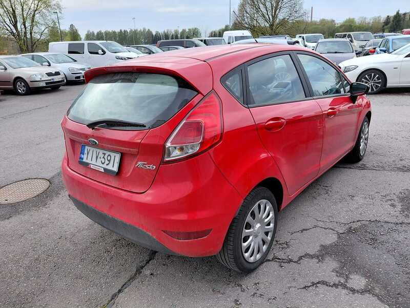 Ford Fiesta vaihtoauto