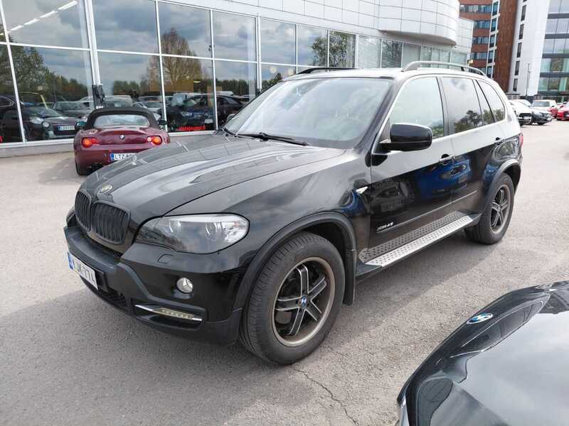 BMW X5 vaihtoauto