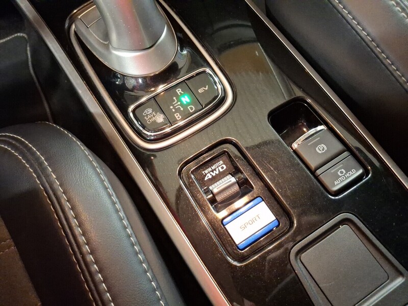 Mitsubishi Outlander PHEV vaihtoauto