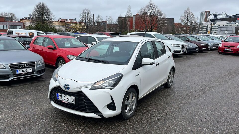 Toyota Yaris vaihtoauto