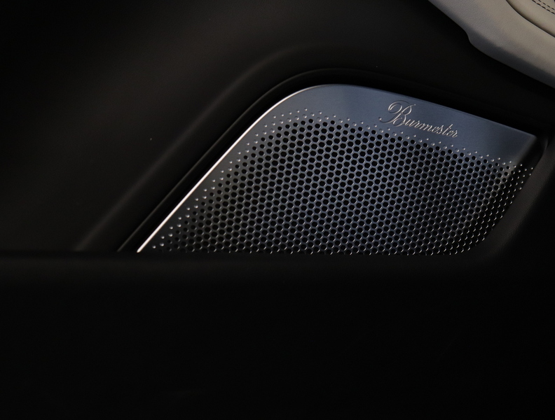 Porsche Taycan vaihtoauto