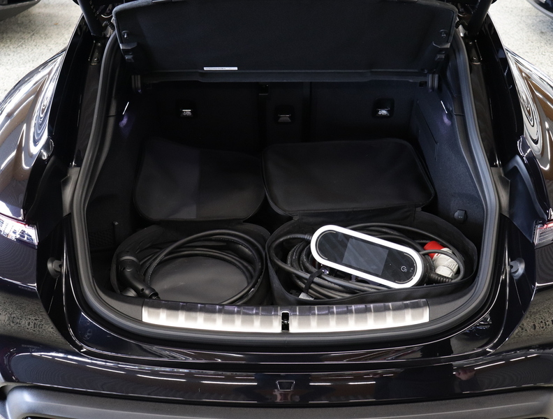 Porsche Taycan vaihtoauto