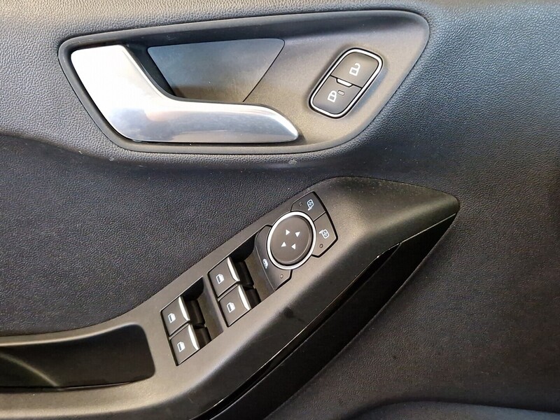 Ford Fiesta vaihtoauto