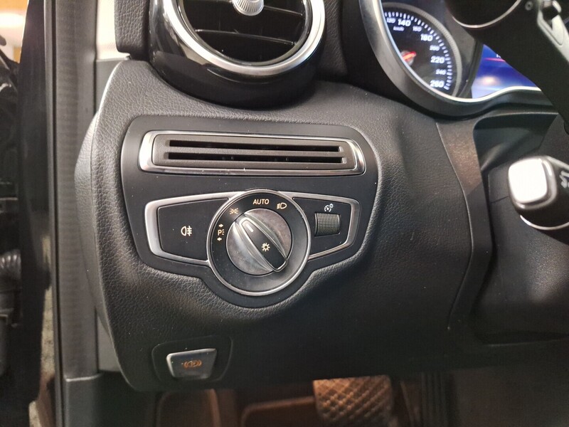 Mercedes-Benz C vaihtoauto