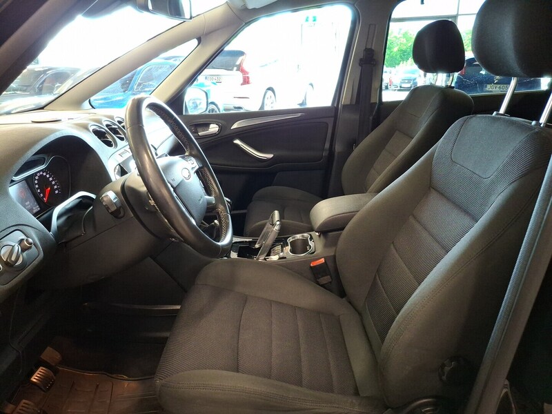 Ford S-MAX vaihtoauto