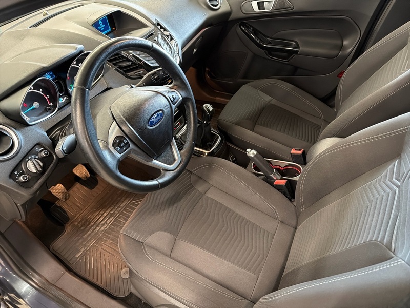 Ford Fiesta vaihtoauto