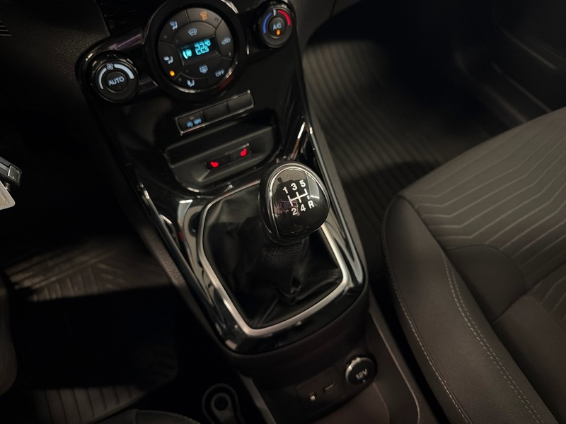 Ford Fiesta vaihtoauto