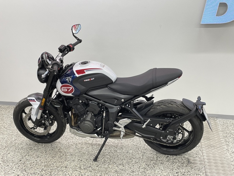 Triumph TR vaihtoauto