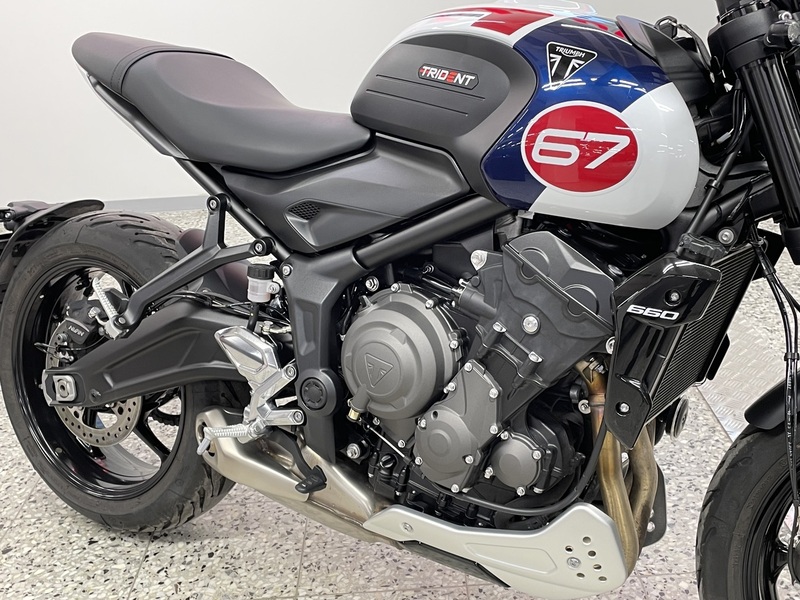 Triumph TR vaihtoauto