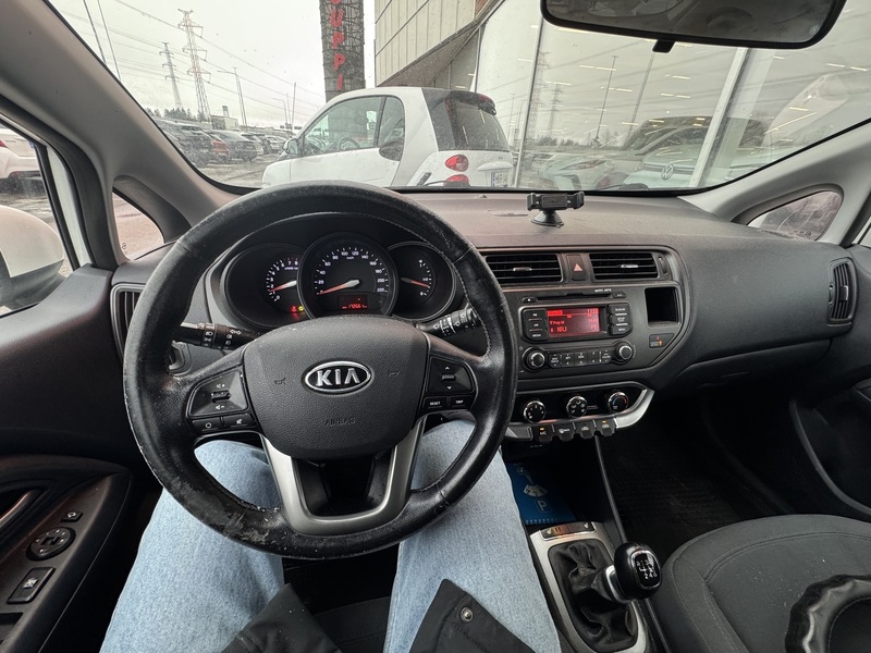 Kia Rio vaihtoauto