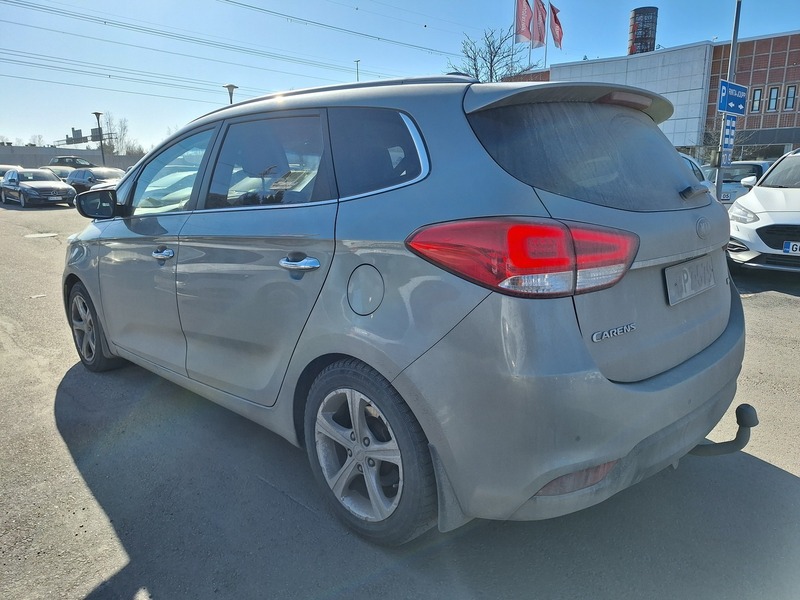 Kia Carens vaihtoauto