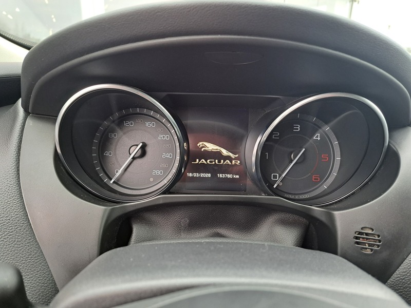 Jaguar XE vaihtoauto