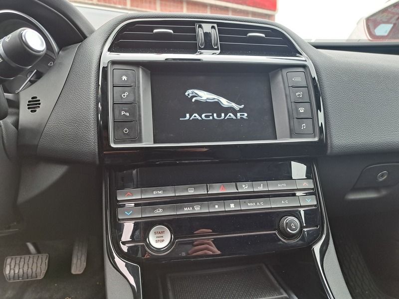 Jaguar XE vaihtoauto