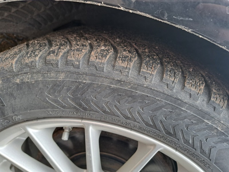 Jaguar XE vaihtoauto