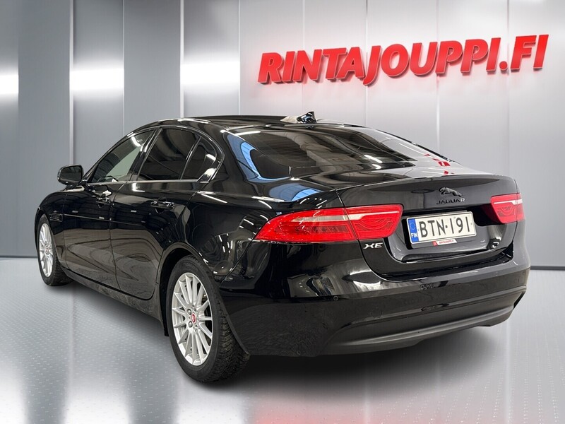 Jaguar XE vaihtoauto