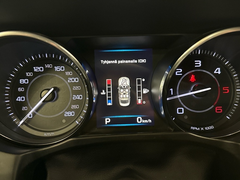 Jaguar XE vaihtoauto