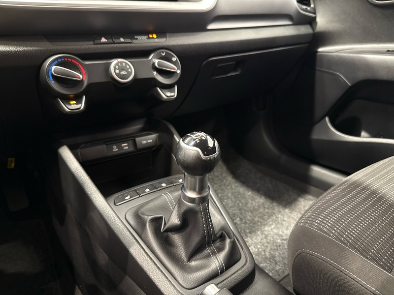 Kia Stonic vaihtoauto