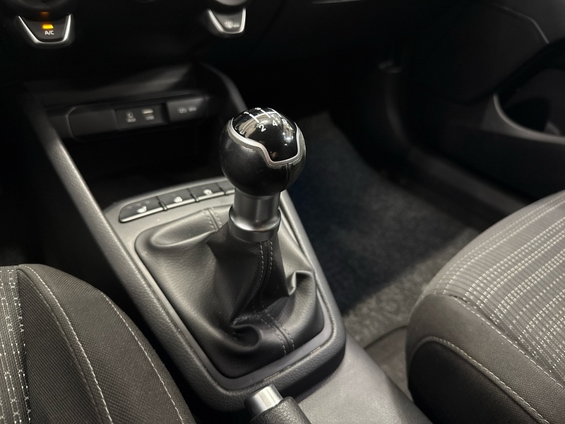 Kia Stonic vaihtoauto