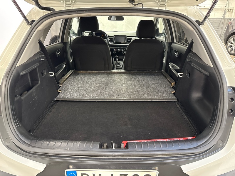 Kia Stonic vaihtoauto