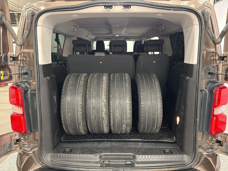 Toyota Proace Verso vaihtoauto