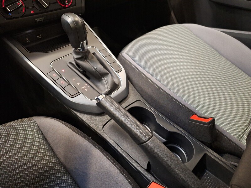 SEAT Arona vaihtoauto