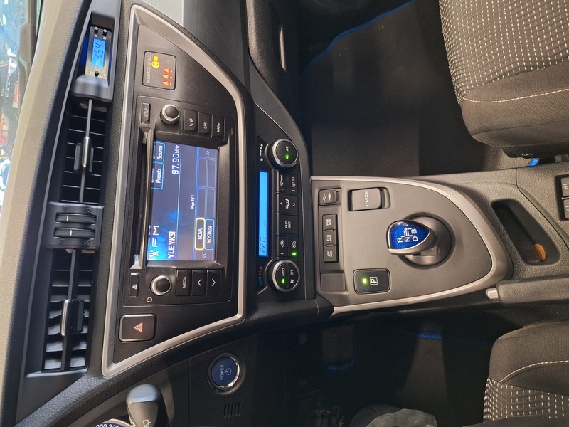 Toyota Auris vaihtoauto