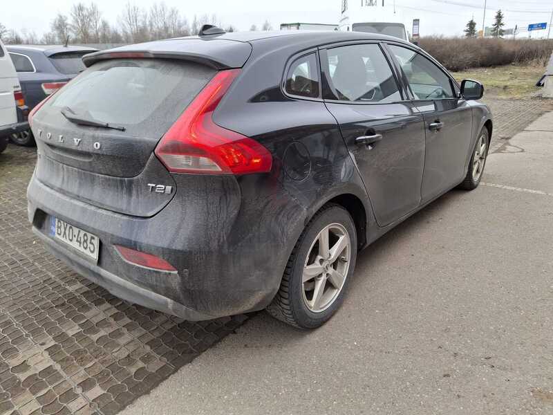Volvo V40 vaihtoauto