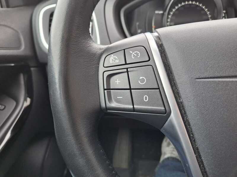 Volvo V40 vaihtoauto