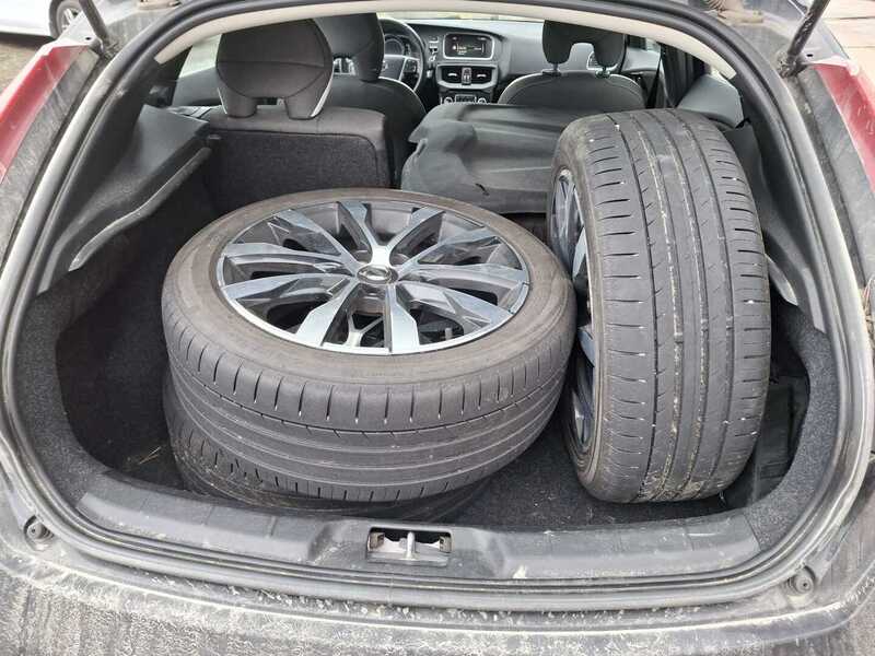 Volvo V40 vaihtoauto