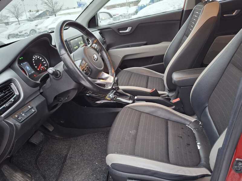 Kia Stonic vaihtoauto
